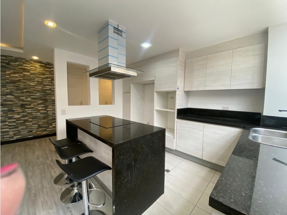 Quito Tenis, Departamento en Venta, 194m2, 3 Habitaciones — foto 6