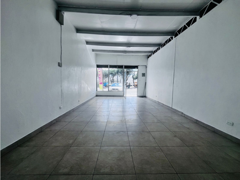 Ponceano, Local Comercial en Renta, 40 m2, 1 Ambiente — foto 3