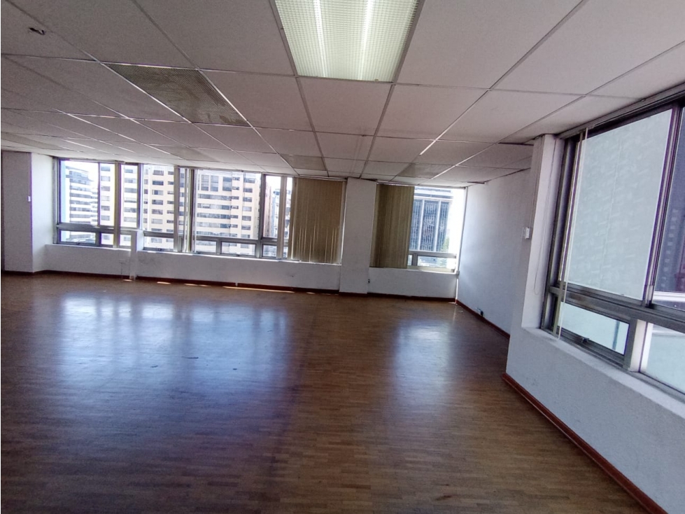 Iñaquito De Oportunidad Oficina en Renta, 247.55 m2 — foto 3
