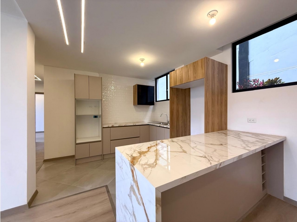 Ponceano Venta departamento 3 dormit., Patio, 2 parqueaderos, 123 m2 — foto 5