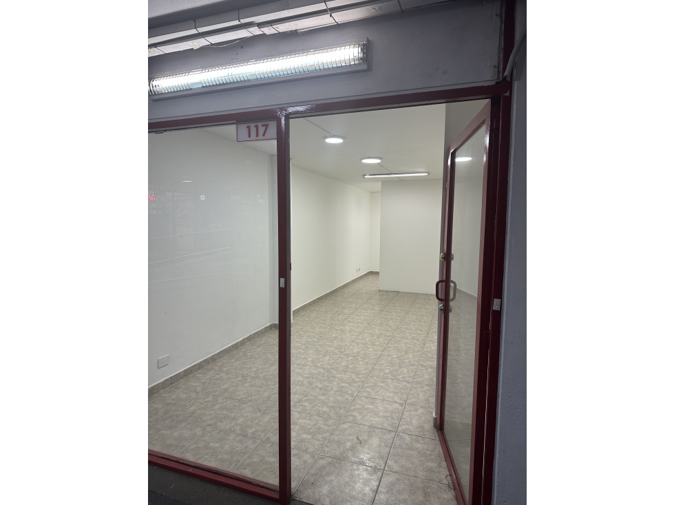 Oportunidad Local-oficina CC Las Rampas Bogotá — foto 3