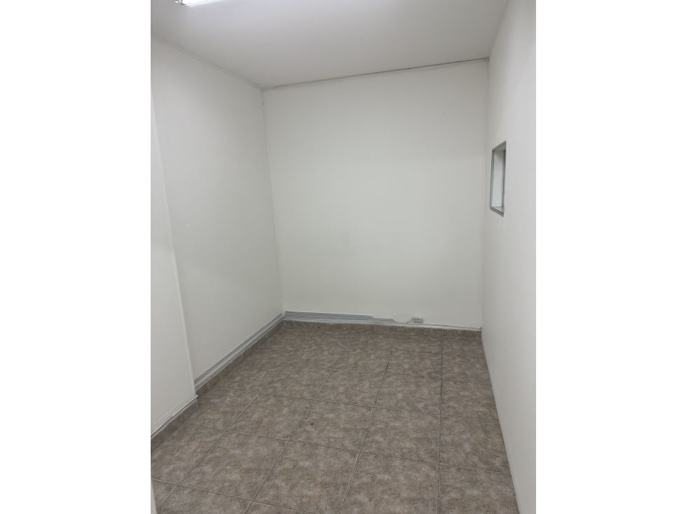 Oportunidad Local-oficina CC Las Rampas Bogotá — foto 4