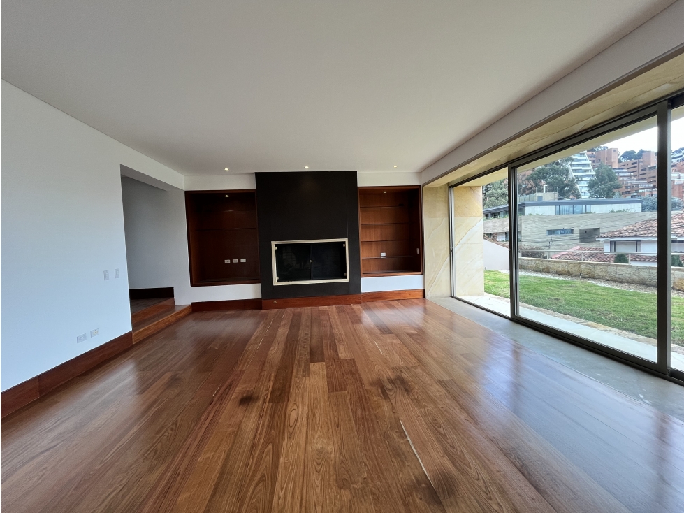 Chicó Oriental fabulosa casa de 960 m2 +terraza+jardín Espectacular — foto 5