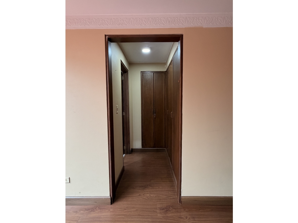 La Carolina: apto de 3 alc+2,5 baños con terraza y mucho potencial — foto 5