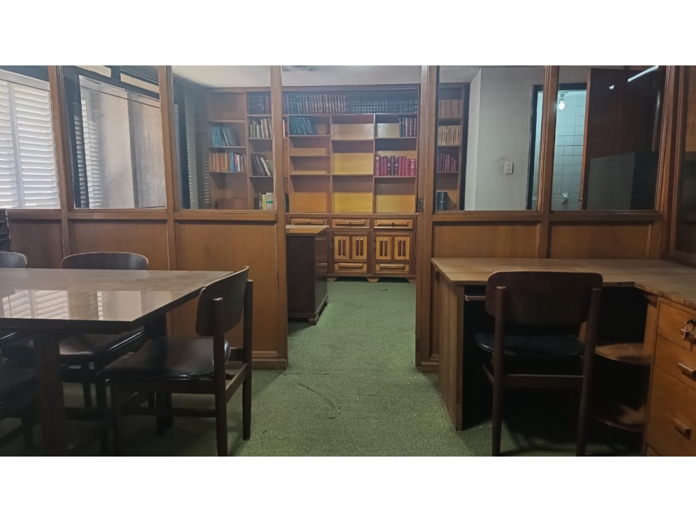 OFICINA EN VENTA EN CENTRO- MEDELLÍN — foto 2