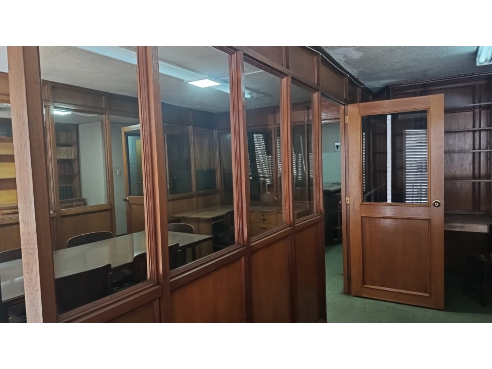 OFICINA EN VENTA EN CENTRO- MEDELLÍN — foto 5