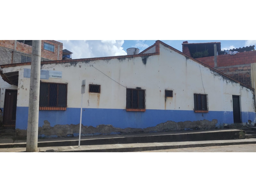 CASA/LOTE VENTA SOCORRO SANTANDER - 2