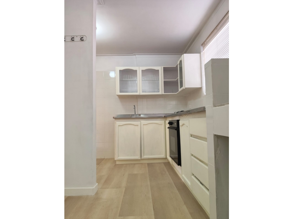 APARTAMENTO DUPLEX EN VENTA CONQUISTADORES - MEDELLIN — foto 4