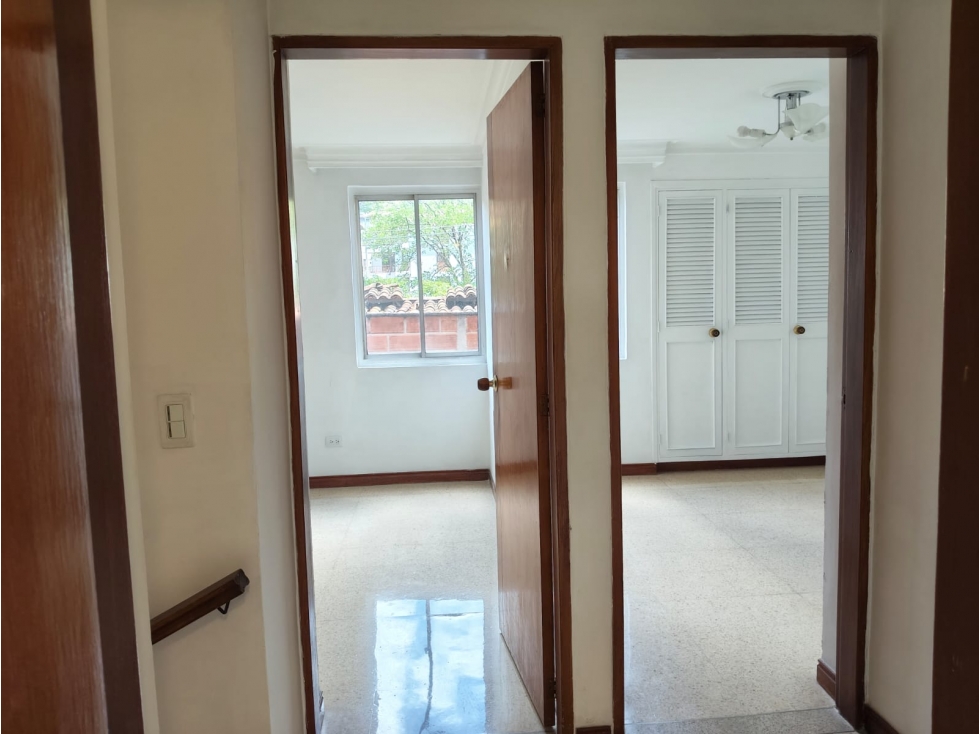 APARTAMENTO DUPLEX EN VENTA CONQUISTADORES - MEDELLIN — foto 6