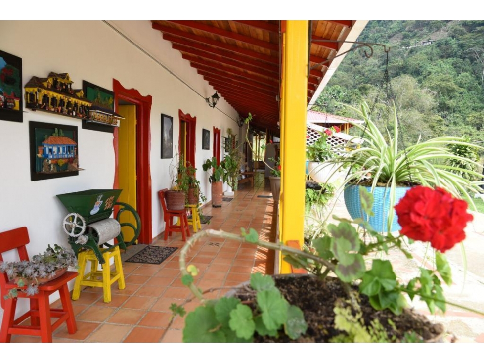 VENTA DE FINCA HOTEL SECTOR BUENAVISTA QUINDIO - 1