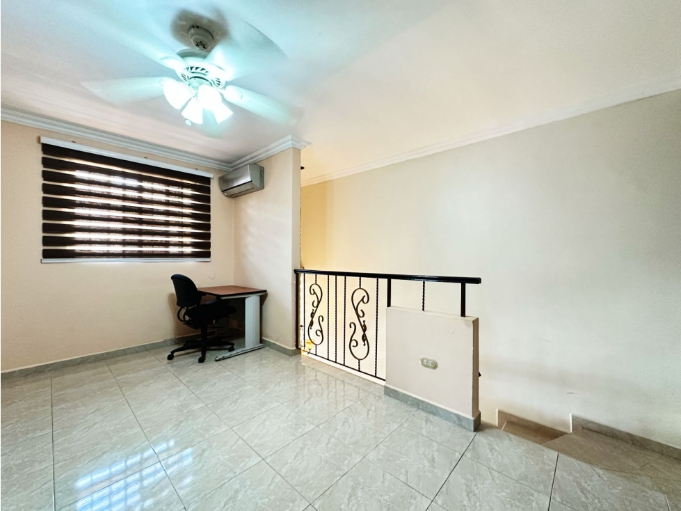 CASA EN VENTA URB. CORONA GARDEN BETANIA T5 — foto 4