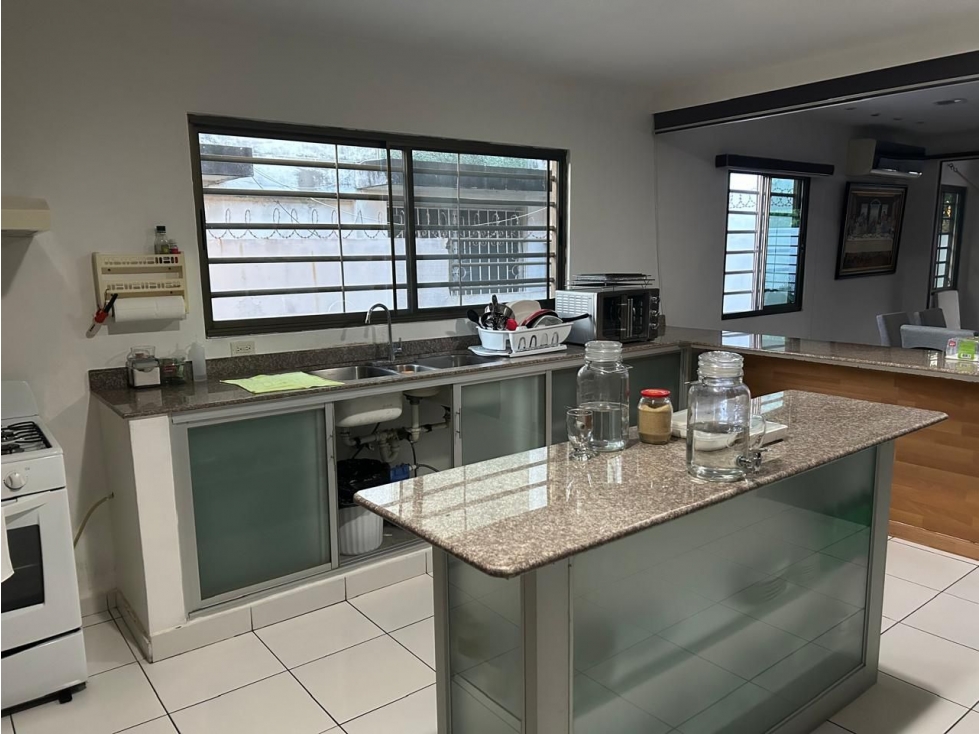 VENTA DE CASA EN CHANIS (T3) AEC5-925 - 2