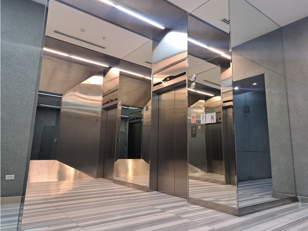 VENTA DE OFICINAS EDISON CORPORATE CENTER TORRE A (T5) PNVC5-0926 — foto 2