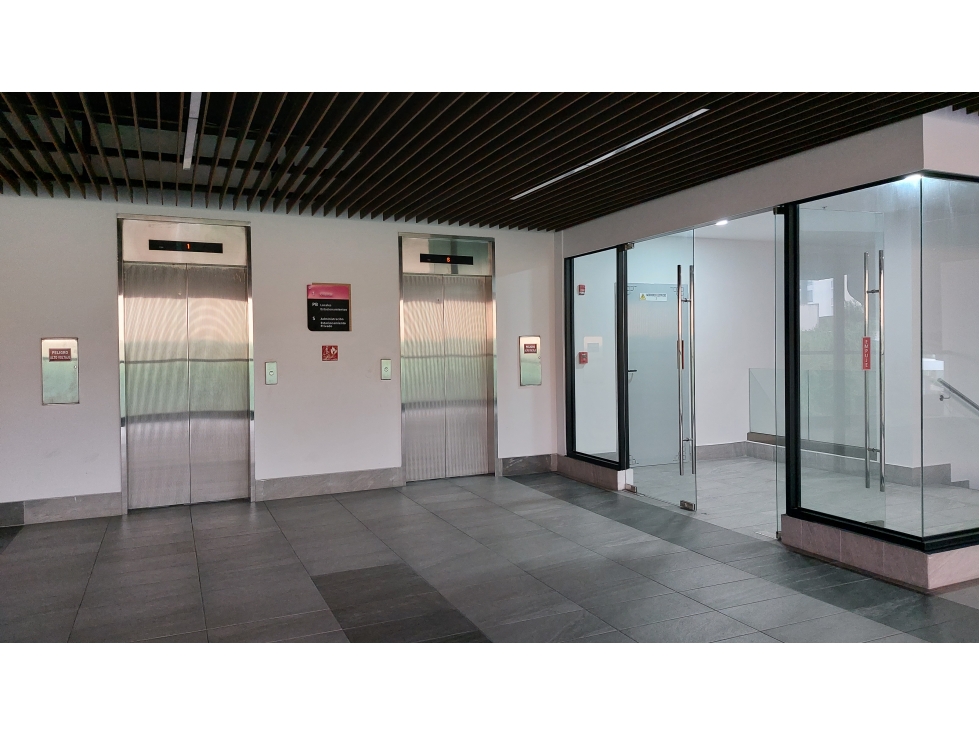 ALQUILER DE LOCALES GREENWOOD PLAZA (T5) PNVC5-0926 — foto 4