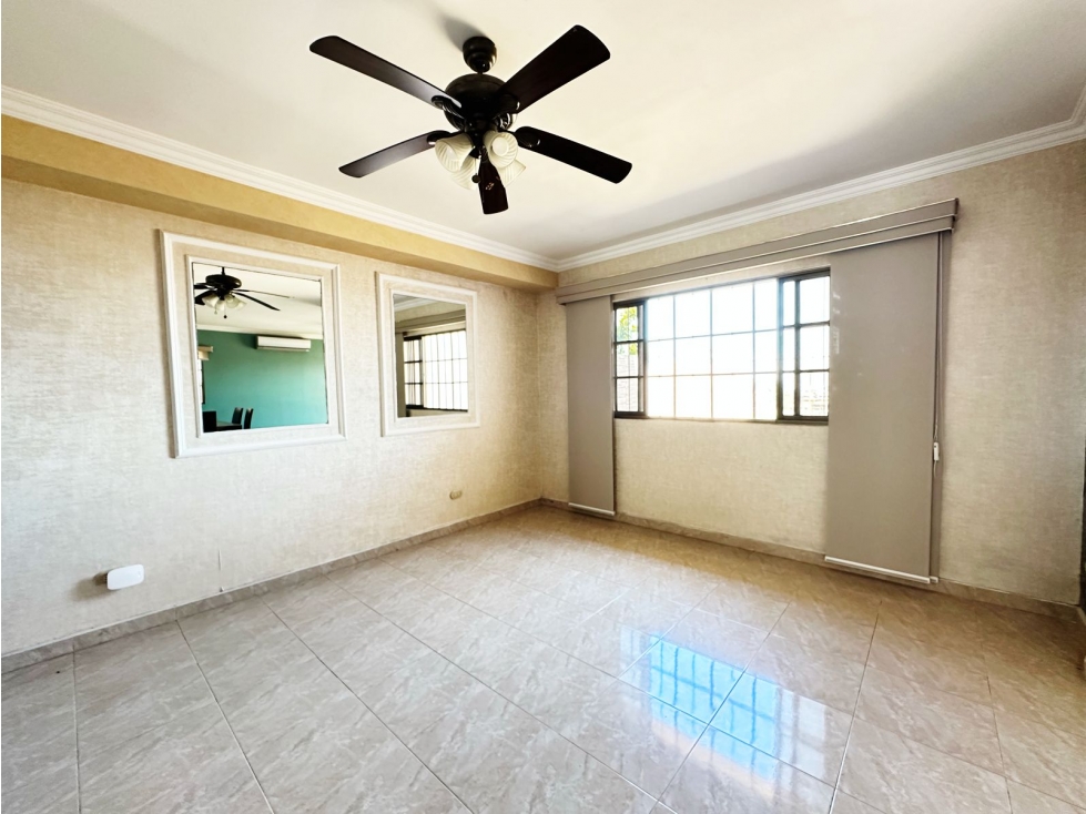 CASA EN VENTA URB. CORONA GARDEN BETANIA T5 — foto 6