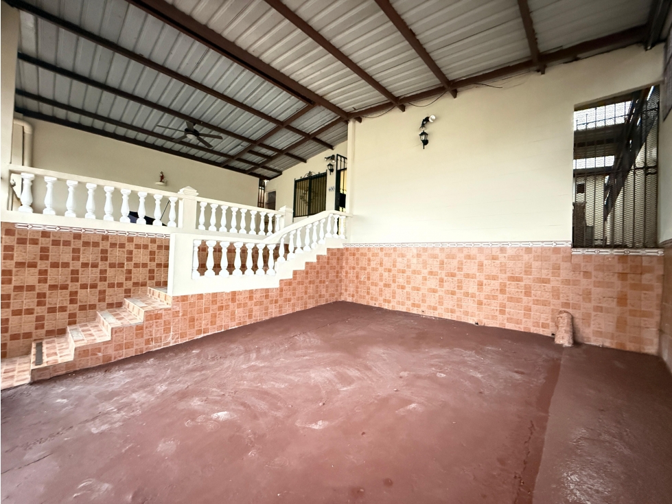 SE VENDE CASA EN DON BOSCO CON ABONO INICIAL GRATIS (T4) XPC5 - 0825 — foto 2
