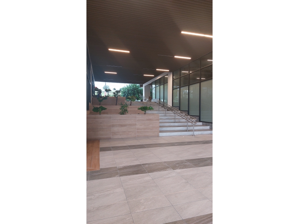 ALQUILER DE LOCALES GREENWOOD PLAZA (T5) PNVC5-0926 — foto 6
