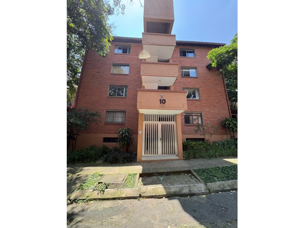 Venta de Apto Unidad Residencial Nueva Villa de Aburrá.