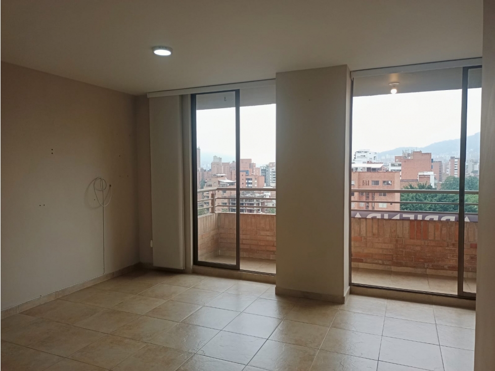 APARTAMENTO EN ARRIENDO EN LAURELES - EDIFICIO VERDEZZA — foto 4