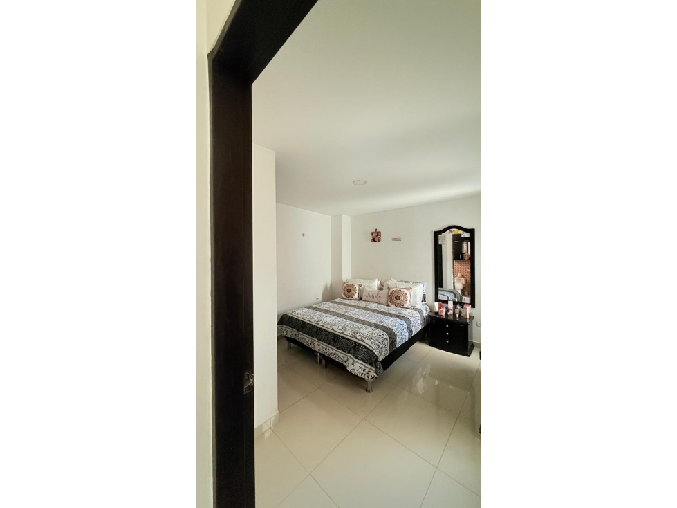APARATAMENTO EN VENTA EN MEDELLIN - CALASANZ — foto 2