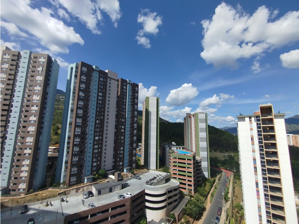 APARTAMENTO EN ARRIENDO EN BELLO NIQUIA UNIDAD ENTRE CERROS — foto 6