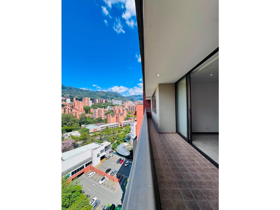 APARTAMENTO EN ARRIENDO EN EL POBLADO MEDELLIN - SECTOR SAO PAULO — foto 6