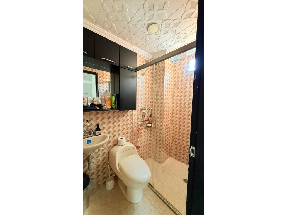 APARATAMENTO EN VENTA EN MEDELLIN - CALASANZ — foto 3
