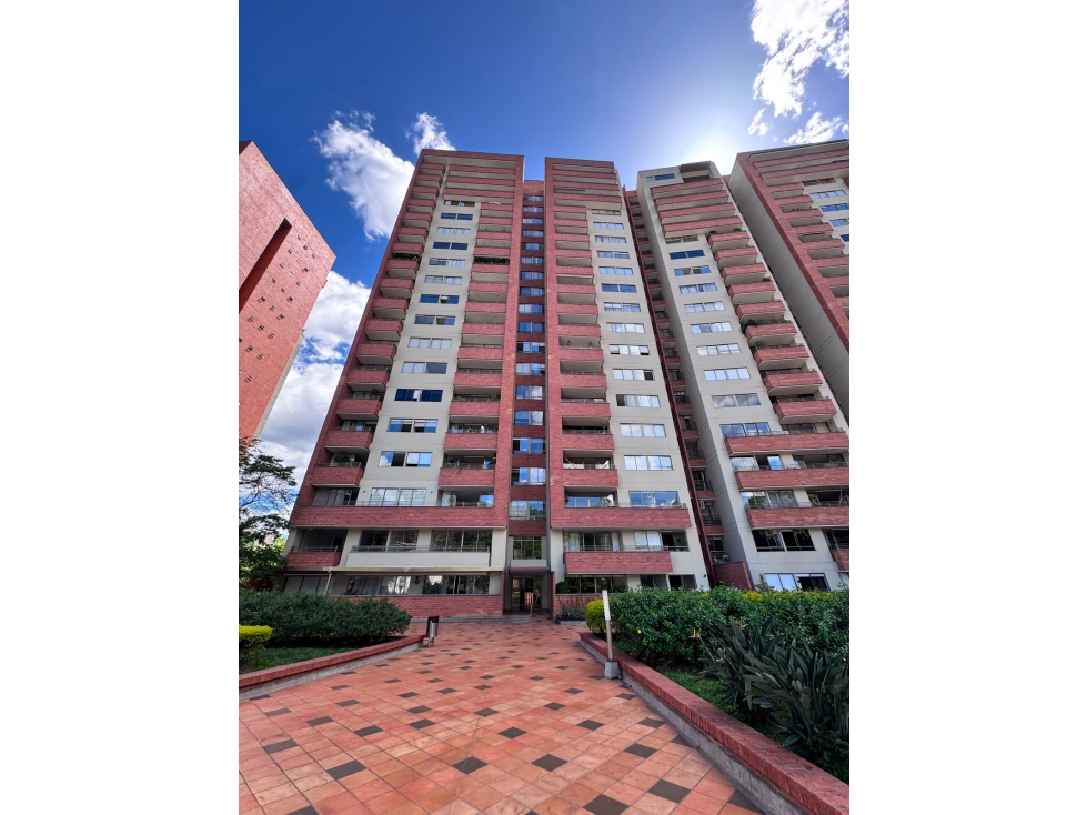APARTAMENTO EN ARRIENDO EN EL POBLADO MEDELLIN - SECTOR SAO PAULO — foto 2