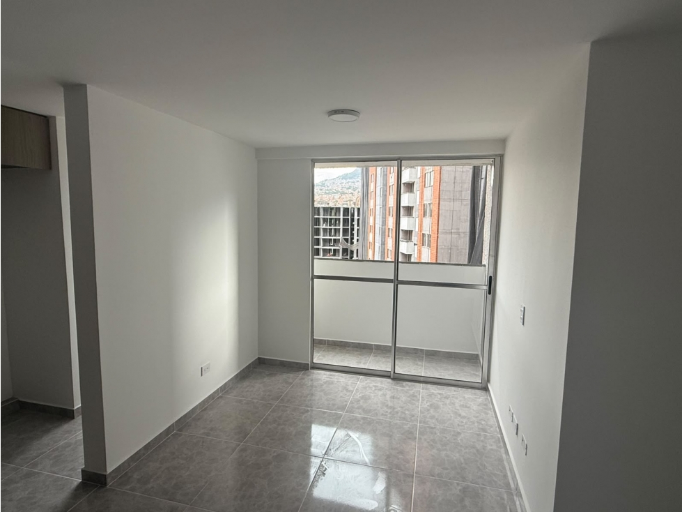 APARTAMENTO EN VENTA EN BELLO UNIDAD RESIDENCIAL TAYRONA — foto 2