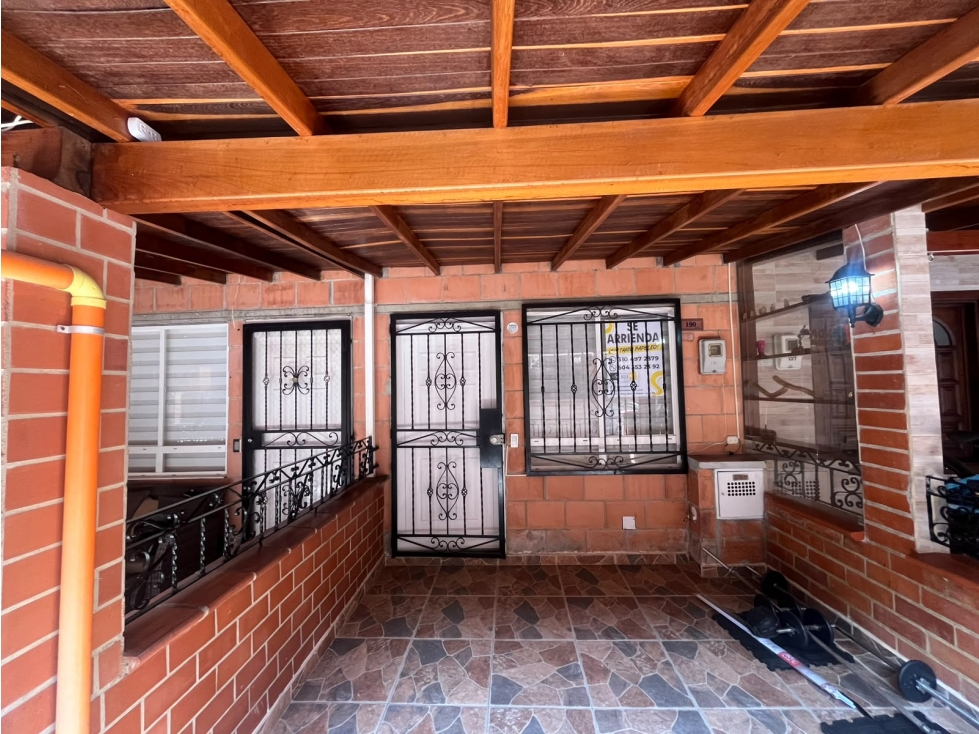 CASA DUPLEX EN BELLO EN LA UNIDAD SAN JACINTO - NIQUIA