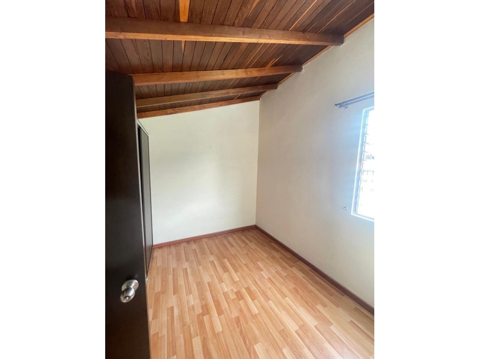 SE VENDE APARTAMENTO CACIQUE NIQUIA MANZANA — foto 4