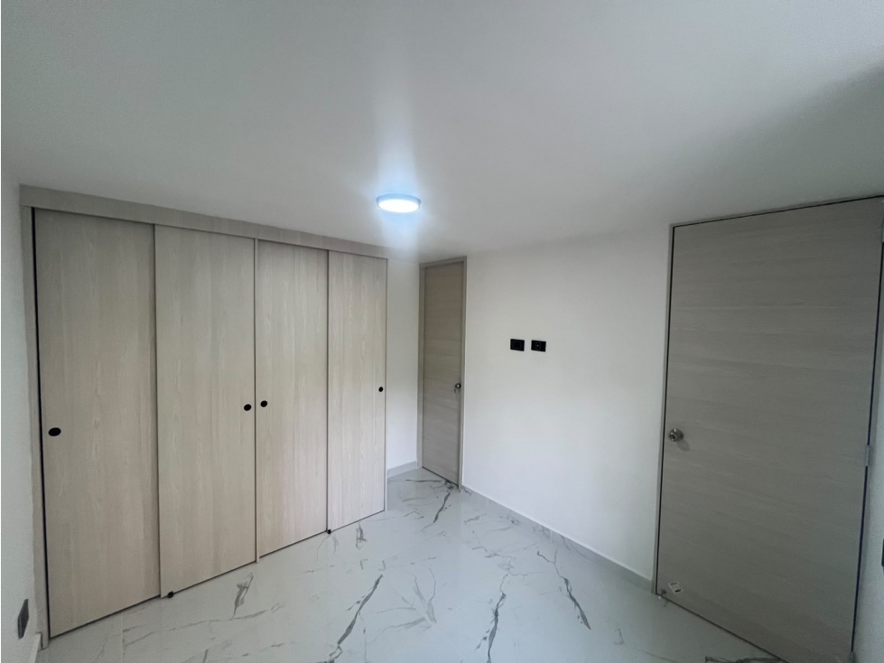 SE VENDE APARTAMENTO ENLA URBANIZACION EL BOSQUE — foto 5