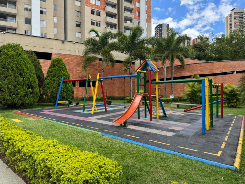 SE VENDE APARTAMENTO EN MIRADOR DE LOS BERNAL — foto 2