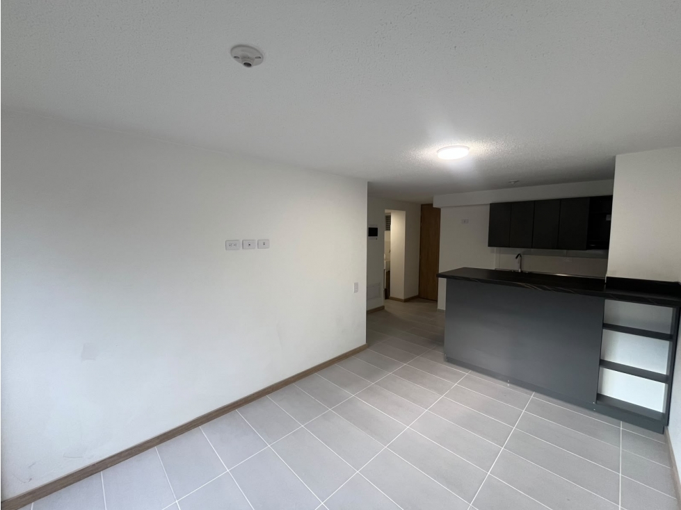 APARTAMENTO EN ARRIENDO EN CABAÑAS BELLO UNIDAD CAMINO DEL VIENTO — foto 2