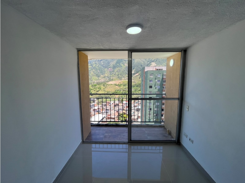 APARTAMENTO EN ARRIENDO EN VILLAS DEL SOL BELLO - UNIDAD AVELLANEDA — foto 3