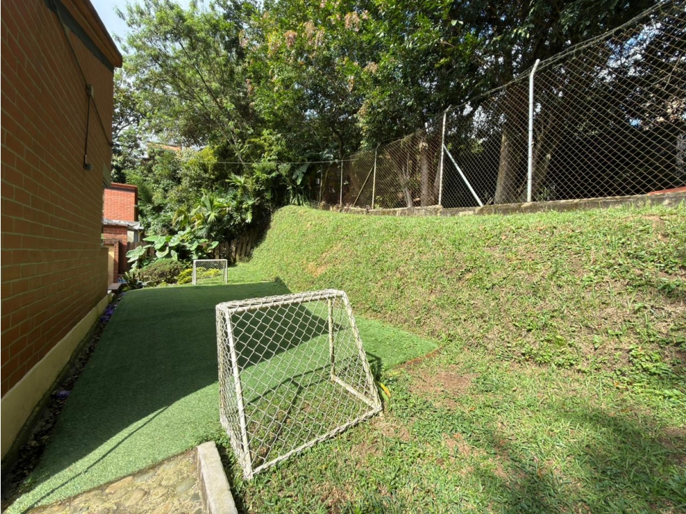 Venta de casa en el Poblado los Balsos - 2