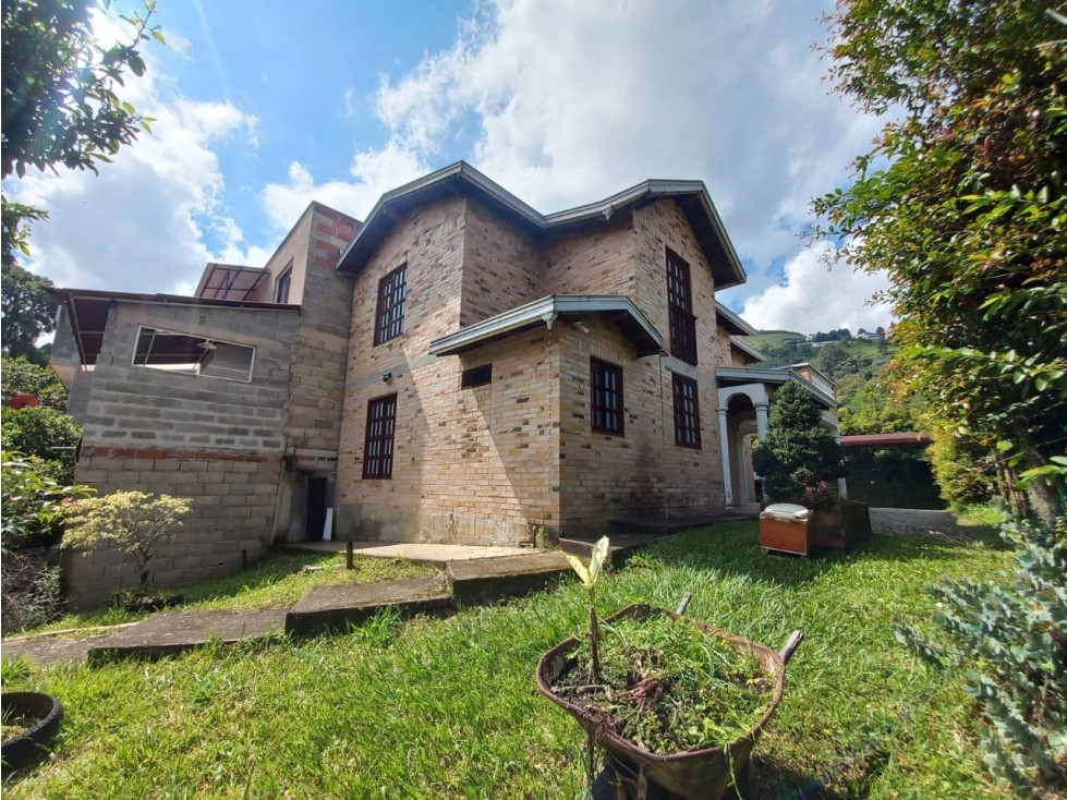 Venta de Casa independiente en Envigado las Antillas