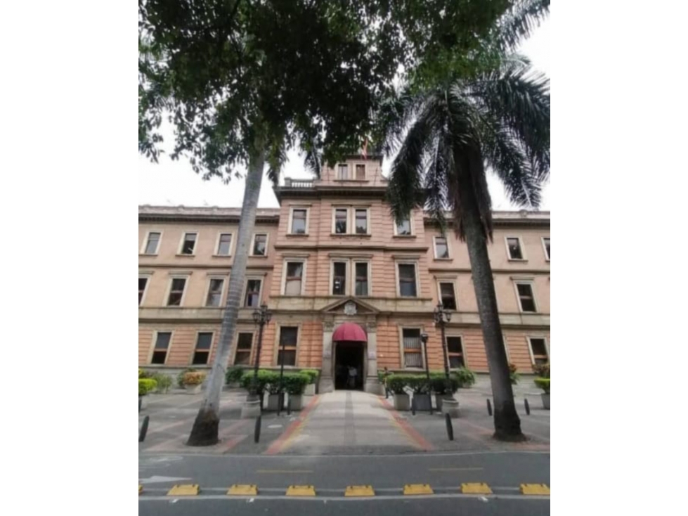 Vendo 2 Locales Comerciales Unidos, en el CC Villa Nueva de Medellín