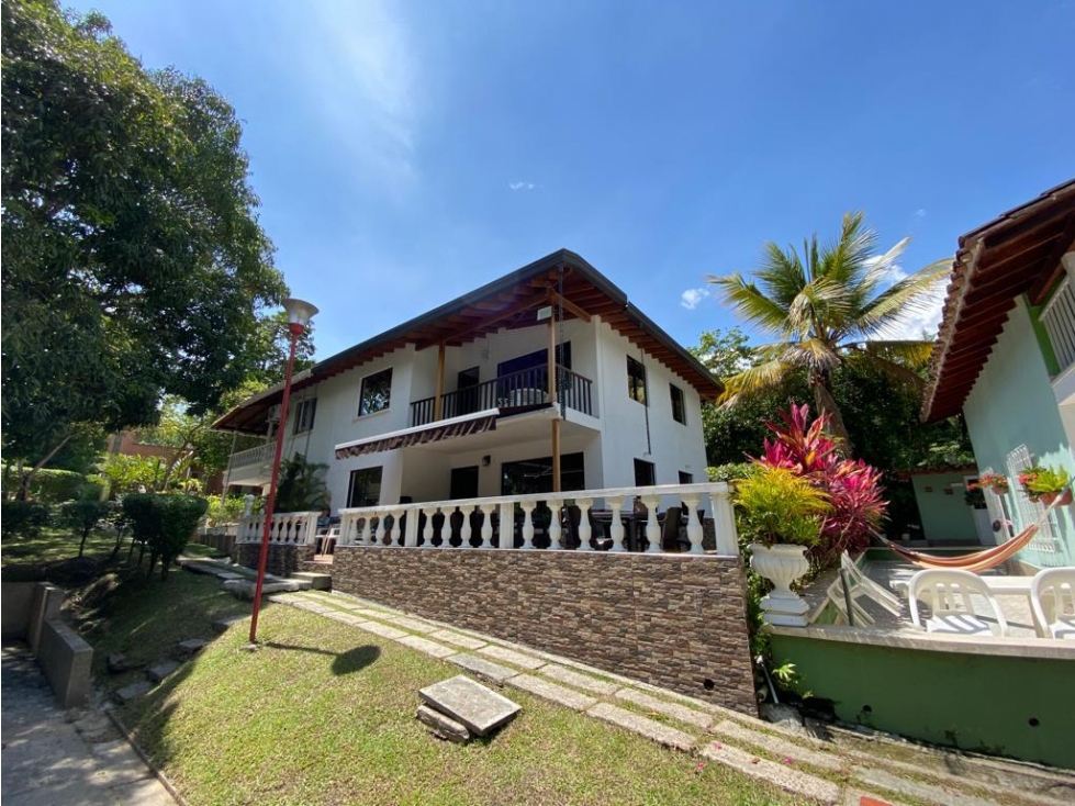 VENTA DE CABAÑA EN SAN JERONIMO