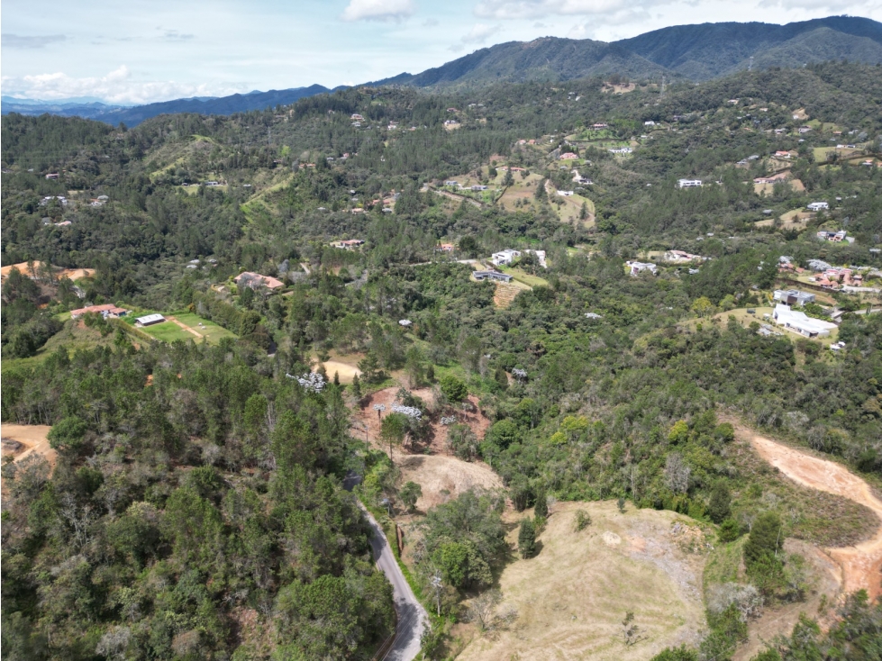 Venta de lote en Envigado Loma Del Escobero