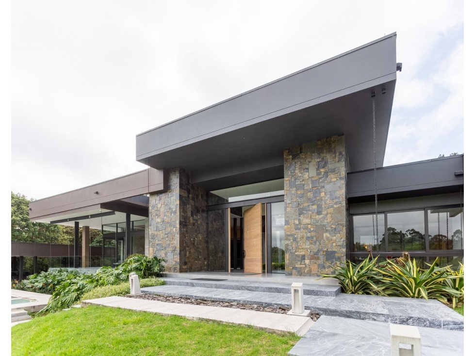 Venta de casa Campestre de lujo en el Retiro sector Fizebad — foto 3