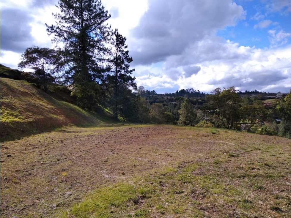Venta de lote en el Alto del escobero