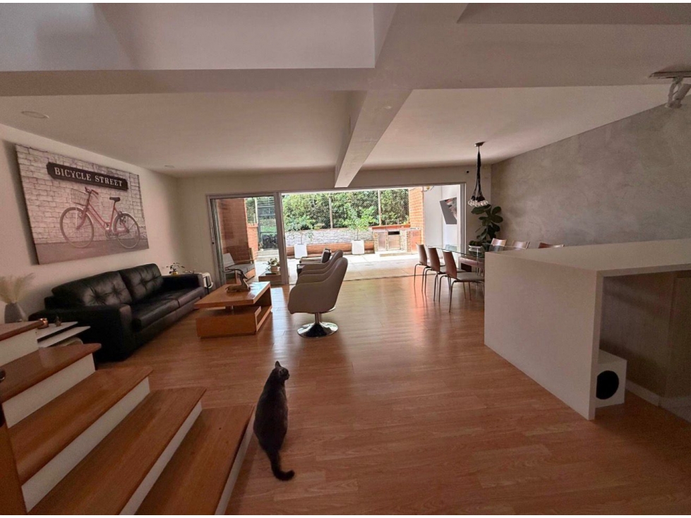 VENTA DE CASA EN POBLADO EL TESORO