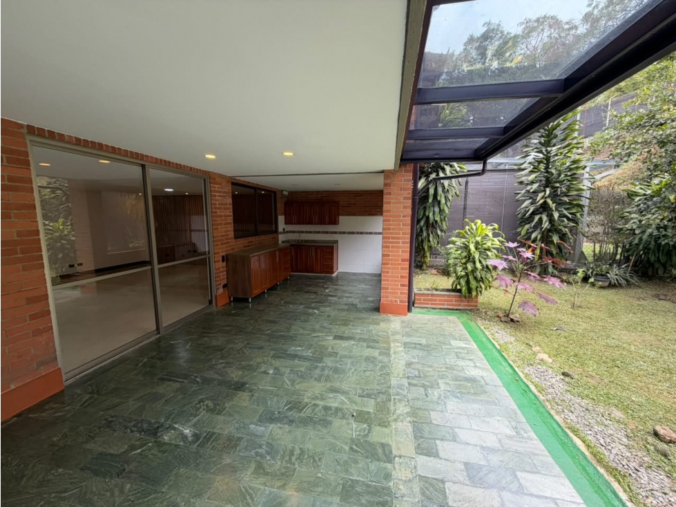 Venta de casa en Envigado Loma Del Chocho — foto 3