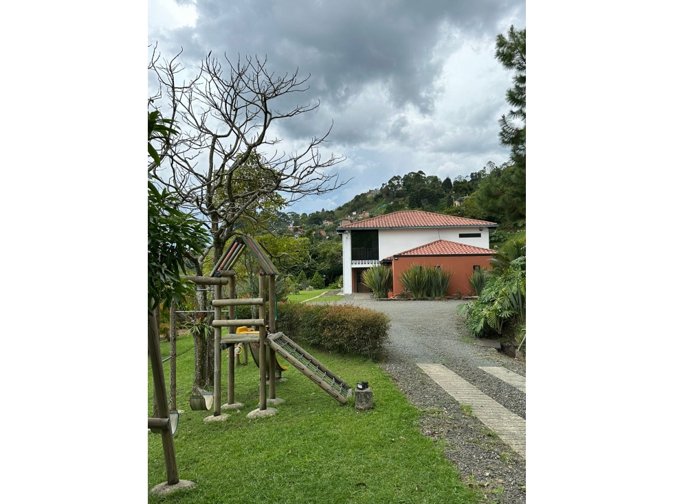 Venta de casa campestre en la Estrella Vereda Tablaza - 3