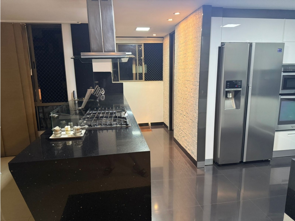 VENTA DE APARTAMENTO DUPLEX EN ENVIGADO, ZUÑIGA