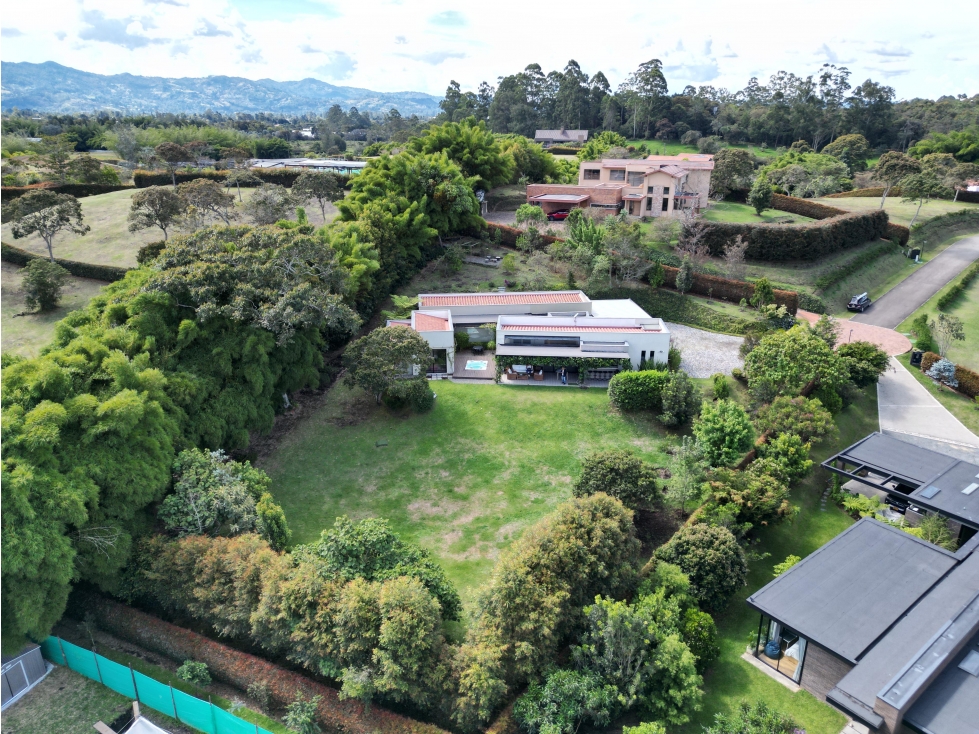 Venta de casa Campestre Llanogrande de un nivel