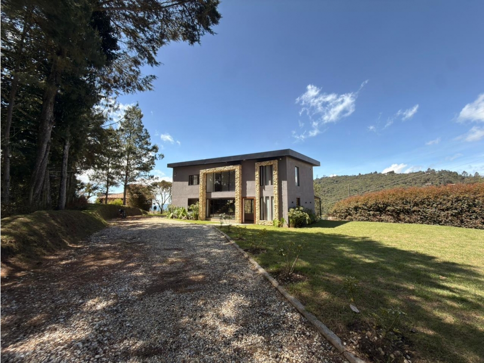 Venta de casa en Santa Elena