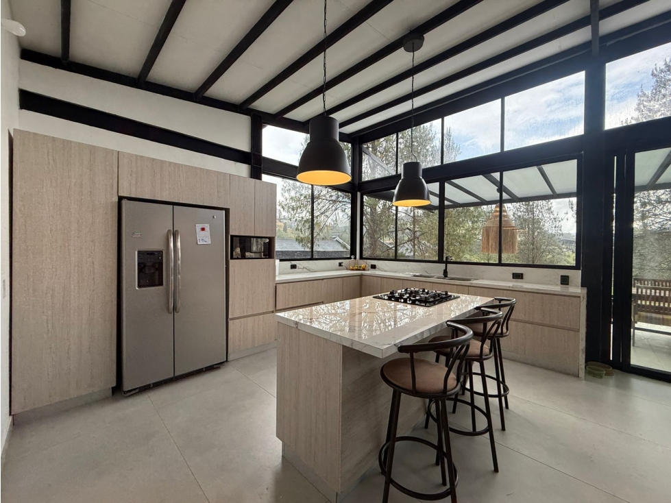 Venta de casa en Envigado Loma del escobero en unidad cerrada — foto 4