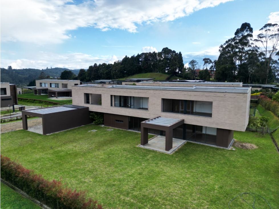 Venta de casa alto de Palmas para estrenar